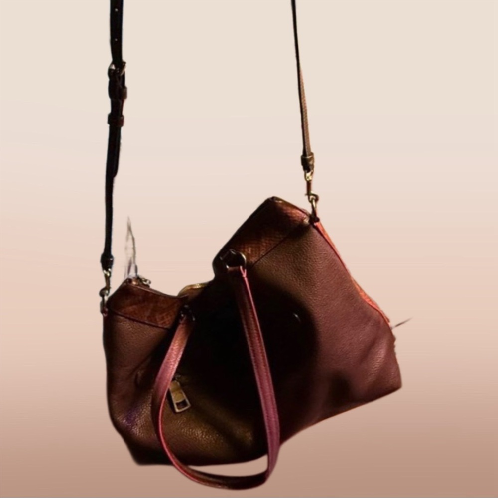 STUNNING β¨ Coach Embossed Leather Tote β Wine/Burgundy with Snake Print Trim β¨β - Picture 13 of 14